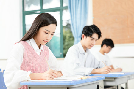 美學在職研究生報名及考試時間